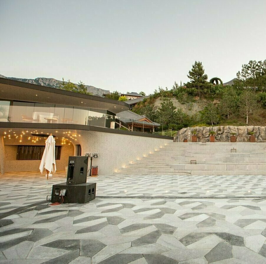 TC Marmi SRLS - Stone Decor Europe S.L - granite paving exterior