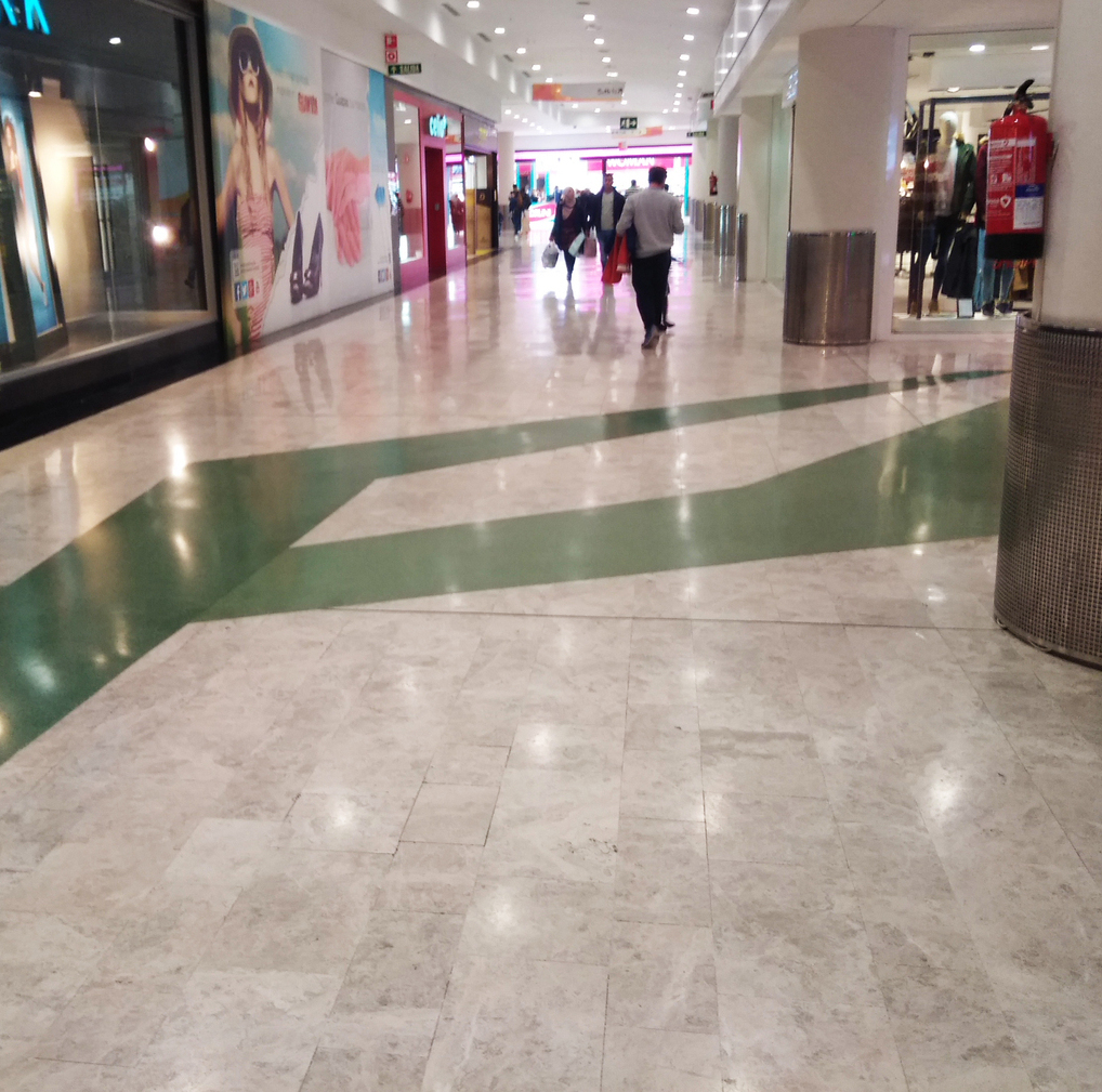 TC Marmi SRLS - Stone Decor Europe S.L  - marble paving for shopping mall