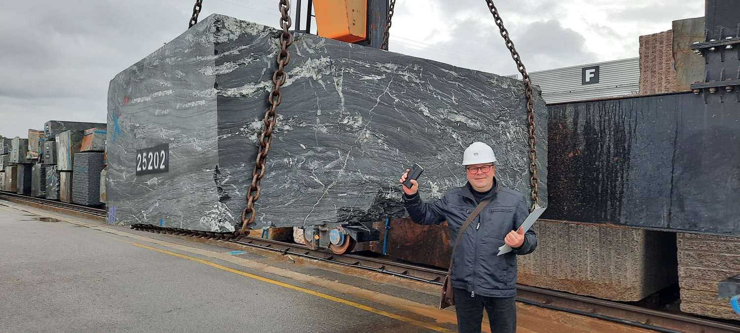 TC Marmi SRLS - Stone Decor Europe S.L - Carrara Italy   - granite blocks, producer and supplier natural stone for projects 